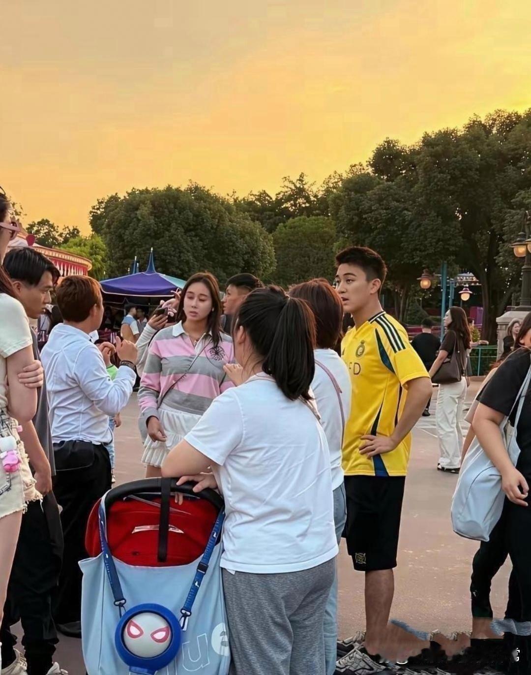 奚梦瑶没了滤镜，大家能接受吗？真实状态下的她，你打几分？​
