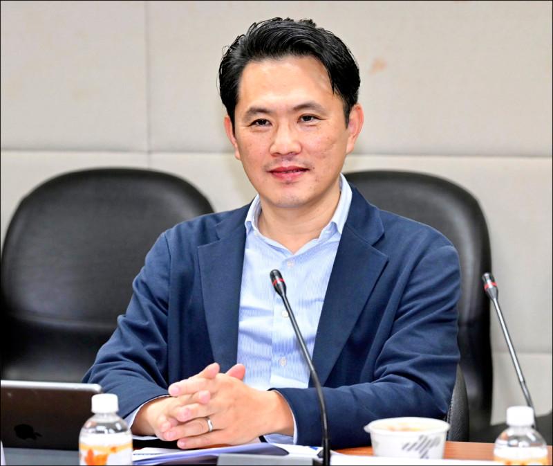 国民党陈以信狠酸：我没王定宇“能干”，因此在台南选输爱尔丽集团总裁常如山因性侵