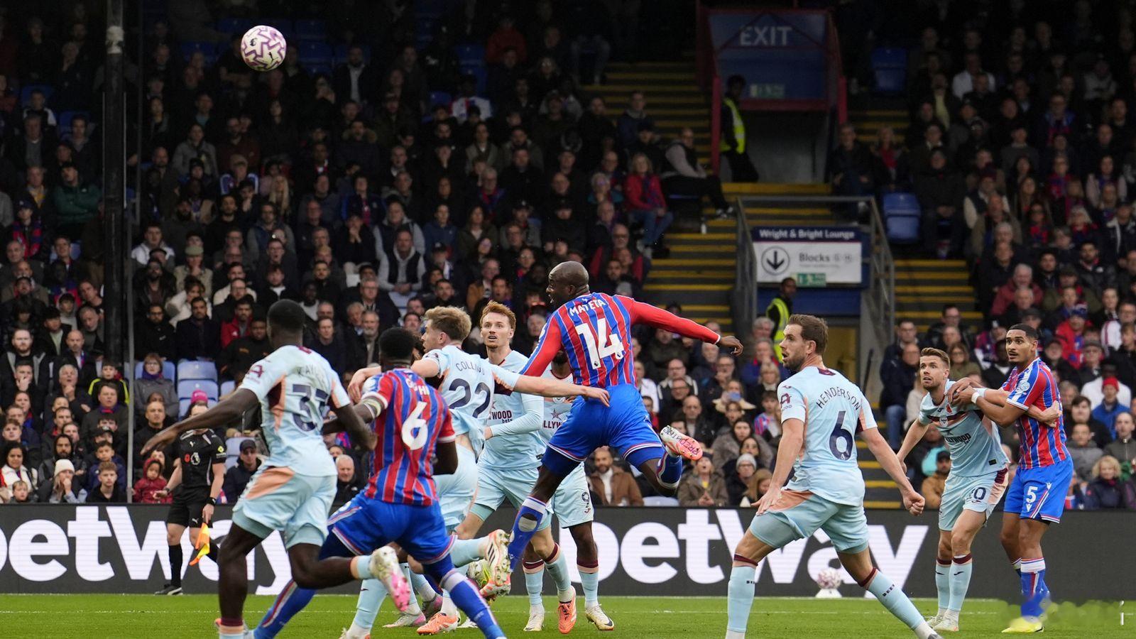 水晶宫前不久有个可笑的英国名记说水晶宫阵容厚实。其实吧，包括欧协杯和联赛杯在内