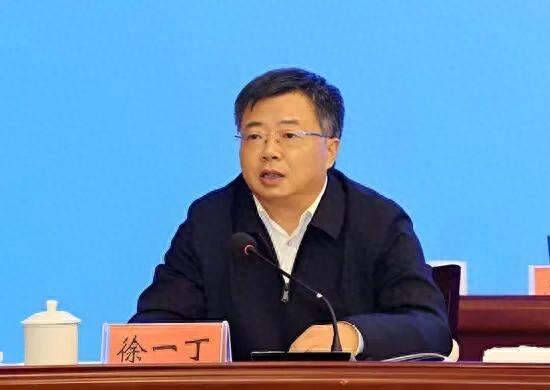 中国农业发展银行党委: 坚决拥护党中央决定, 坚决拥护中央纪委国家监委决定