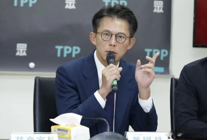 卓荣泰下战帖辩论总预算　黄国昌接招：有种别跑2026年度总预算持续卡关，卓荣