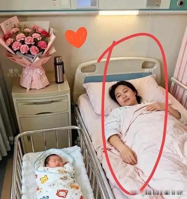 52岁生了二胎，不得不佩服这位宝妈。很多人不能理解，都已经是当奶奶的年龄了