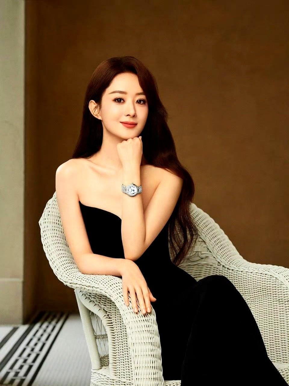 周末比上班还累，这事儿是不是扎心了？赵丽颖一条“给心情添点糖”的动态，24小