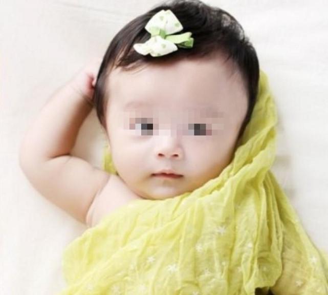 产房内出怪事, 男宝女宝扎堆生, 所有人都感到不可思议