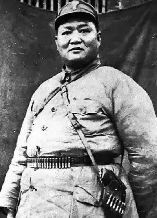 1941年，新四军击毙了100多名日军，不久，日军派人来索要尸体，罗炳辉笑道：“
