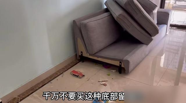 看完这8种突然没人买的沙发，我直接拍大腿喊“该！”最近好多人吐槽，一体式沙发进不