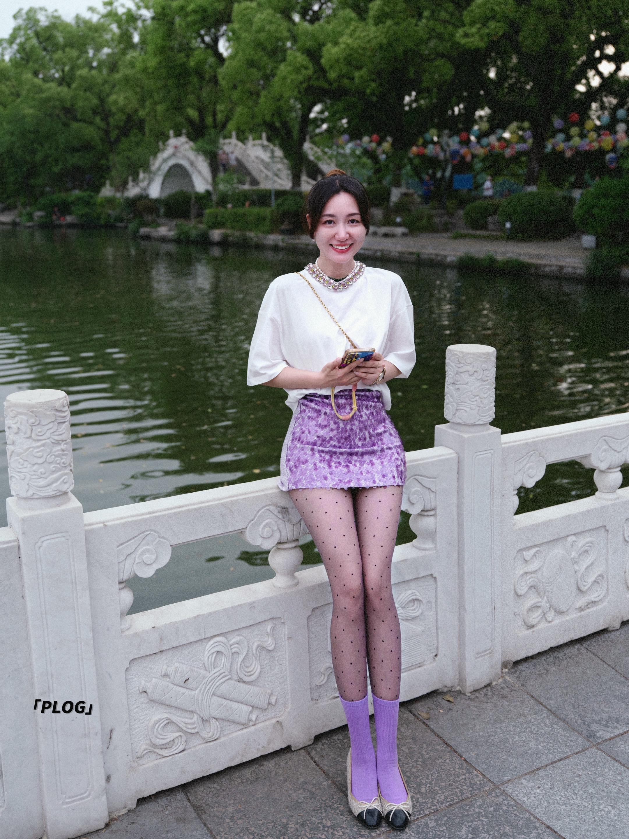 “妹妹说紫色很有韵味”