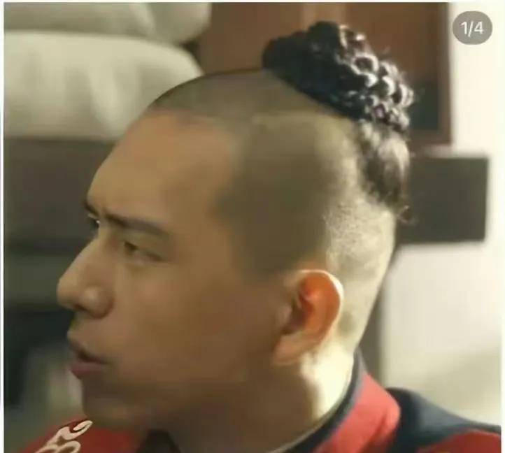 李现有点可惜了。他的《人生若只如初见》好不容易终于播出了。但是开播热度被刘宇