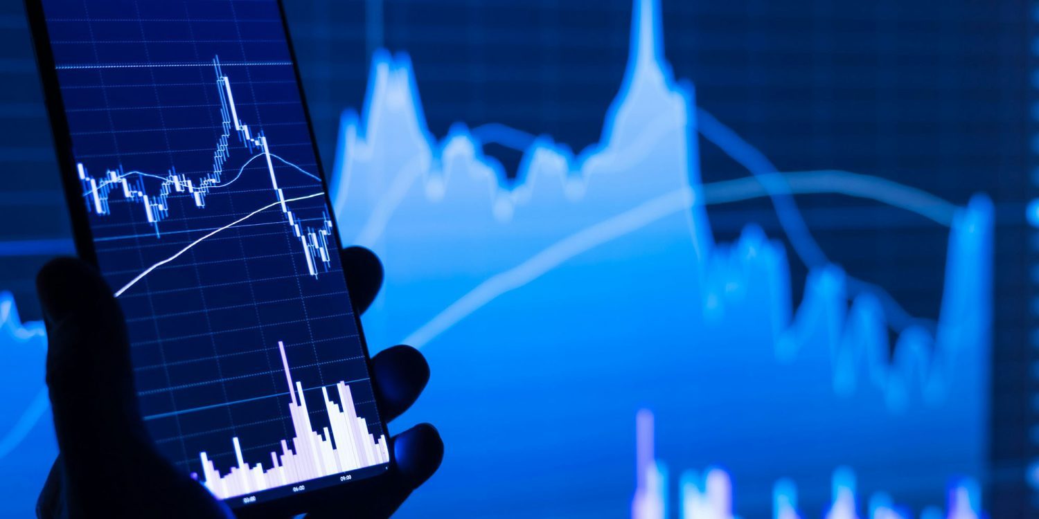 【美国银行在Apple第四季度财报发布前，将Apple股票目标价设定为