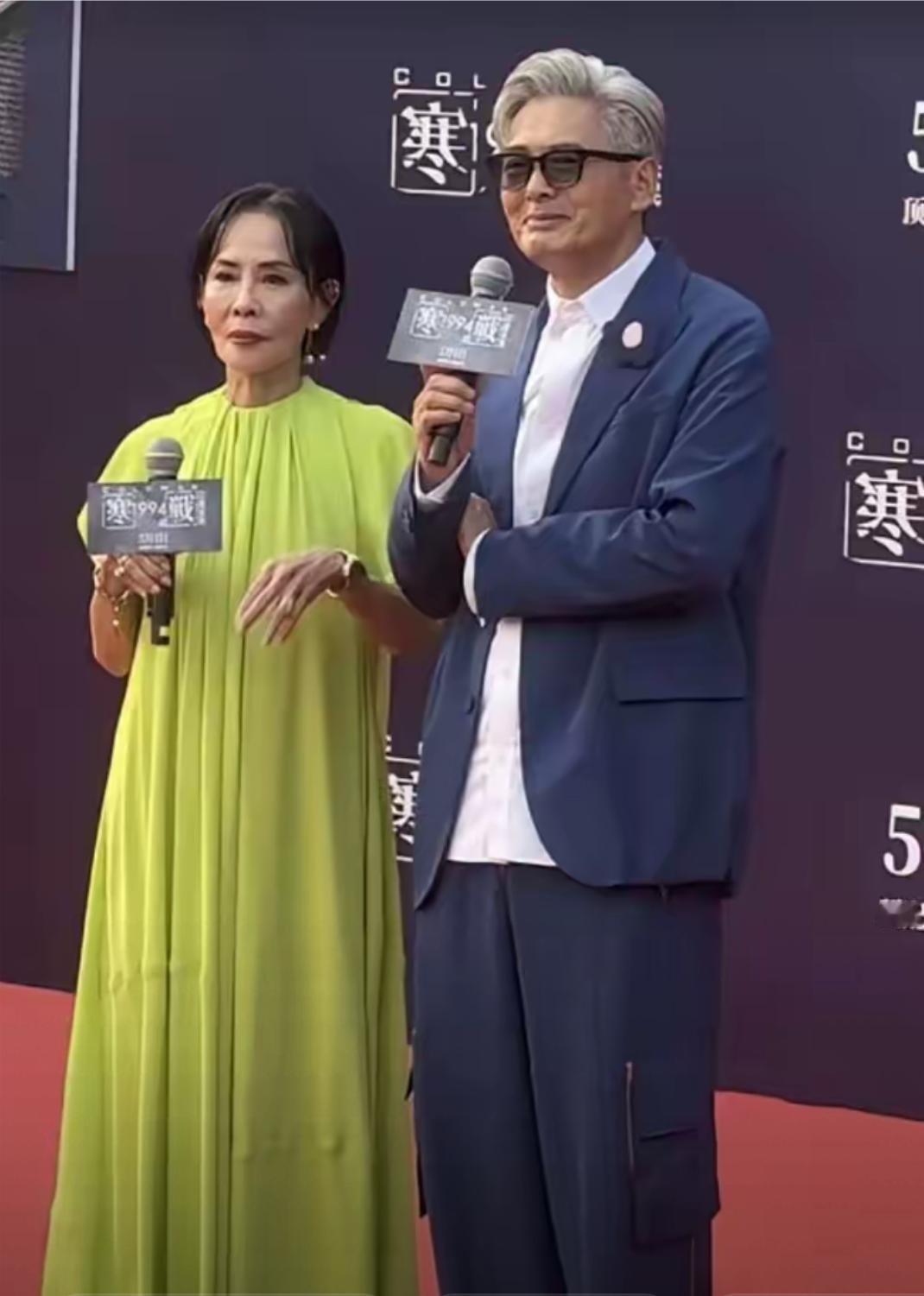 周润发老婆陈荟莲，66岁脸颊凹陷，瘦到脱相，精神状态，看起好疲惫，再看70岁的周