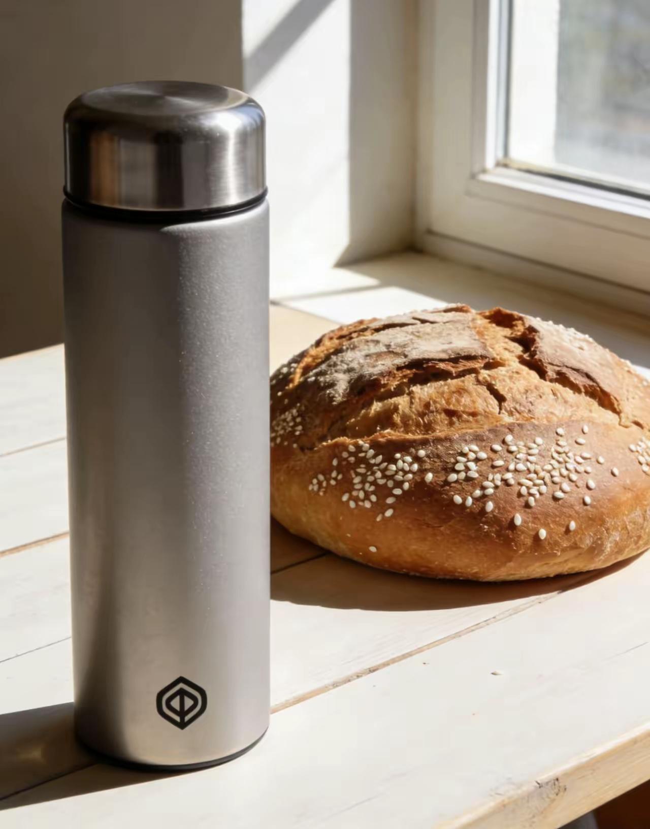 钱，现在越来越难赚了，奉劝大家:​1、一定要远离不良嗜好，不要碰股票、不要去打牌