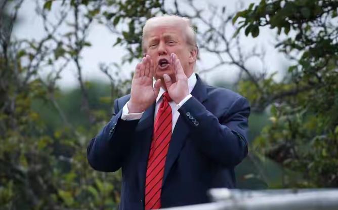 打不过又封不了，特朗普开始异想天开了。特朗普又发挥“推特治国”了。“我将永久开放