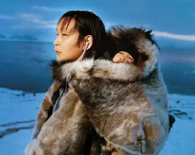 格陵兰人现在最怕的问题，其实是：谁能真正为她们的身体和未来负责？1960年