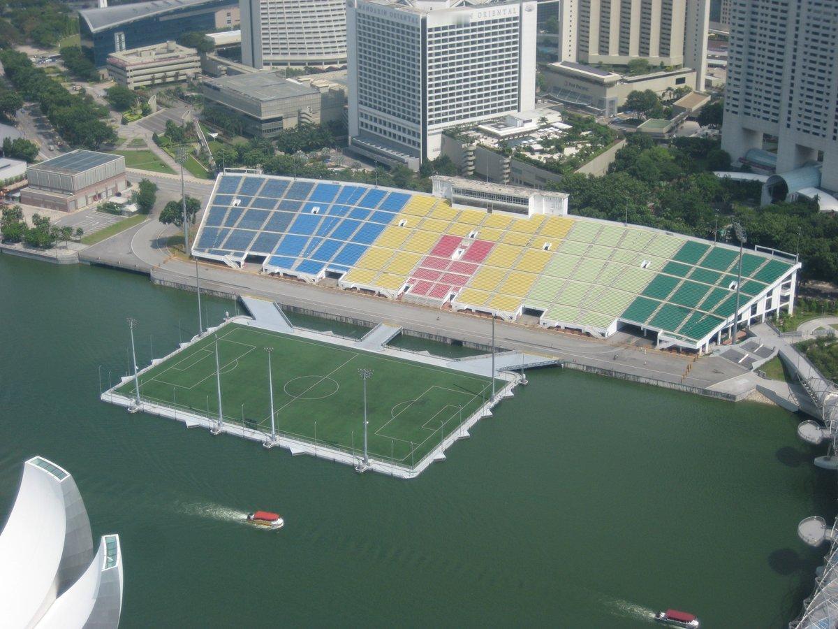 新加坡这个漂浮球场没了之前曾多次介绍过的新加坡漂浮球场目前已被拆除，当地将在原地