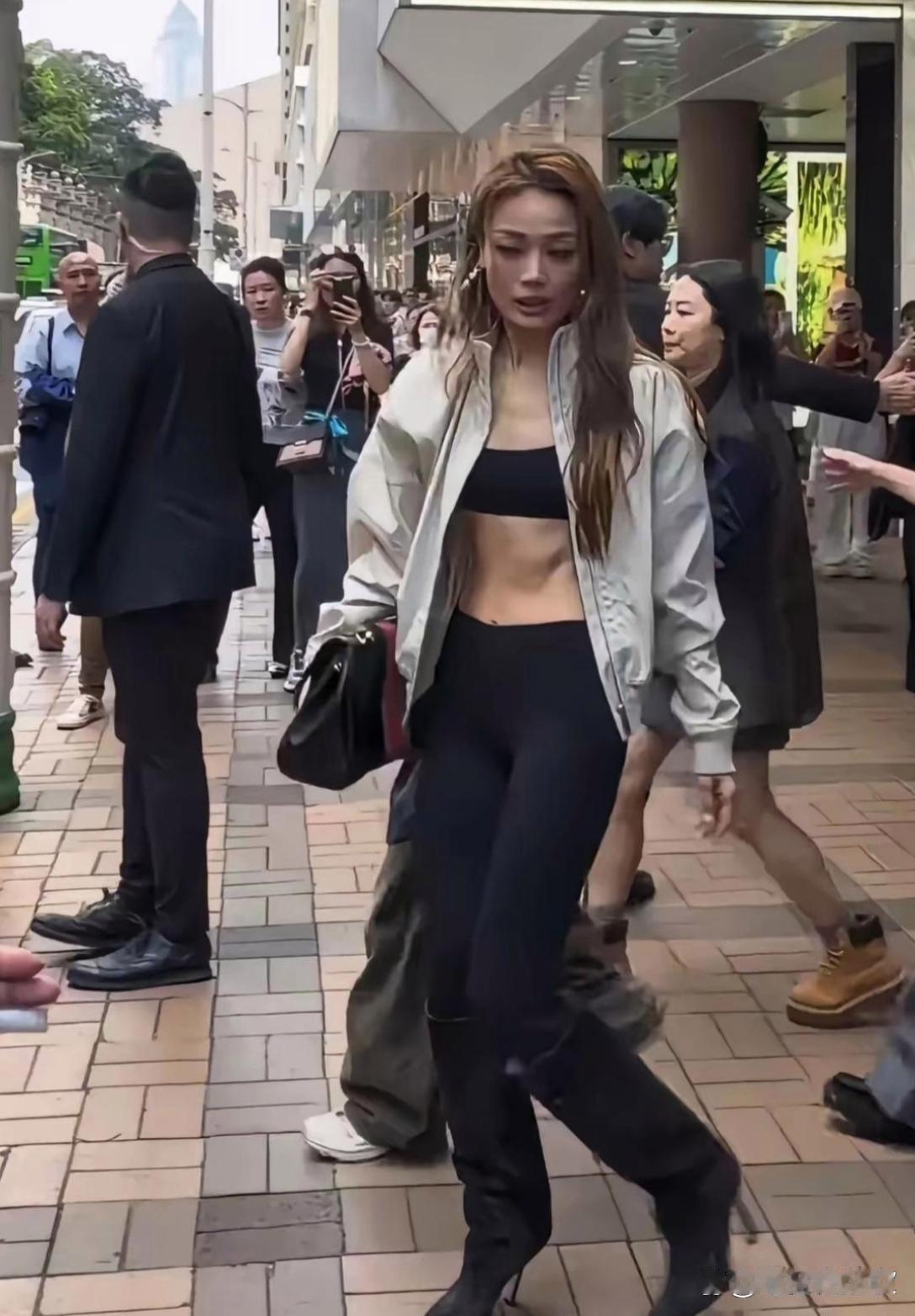 宋祖儿太敢穿了​​​