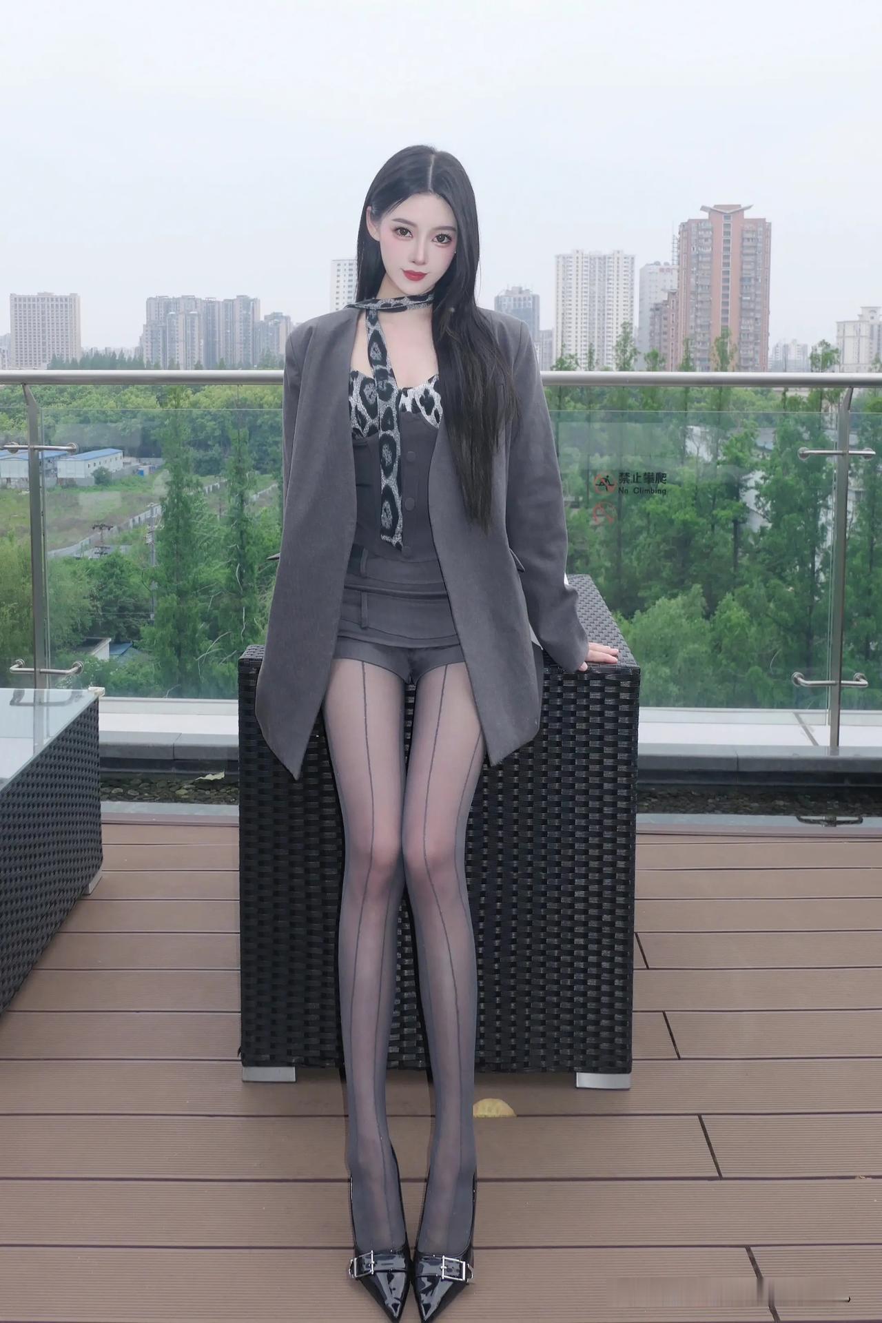 都市丽人风范，时尚穿搭指南👠✨都市精致女穿搭时尚女性范穿搭