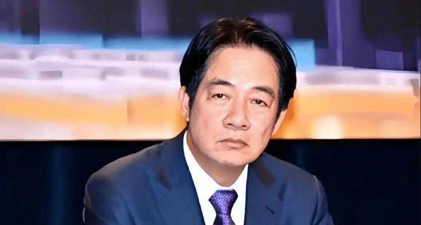 民进党要求大陆道歉！岛内2.2万兵力准备就绪，要在台海唱出大戏。最近民进党突然向