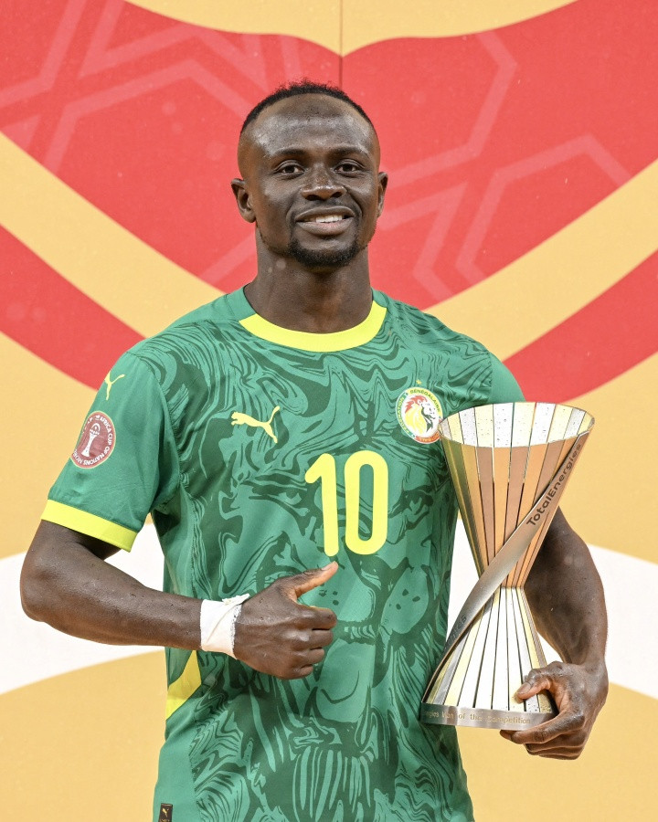 已是传奇! 33岁马内收获第2座非洲杯冠军, 生涯包揽欧冠英超德甲