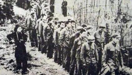 1979年战俘交换，二百余名战士归国。刚跨过边境，许世友下令：连长、指导员移交军