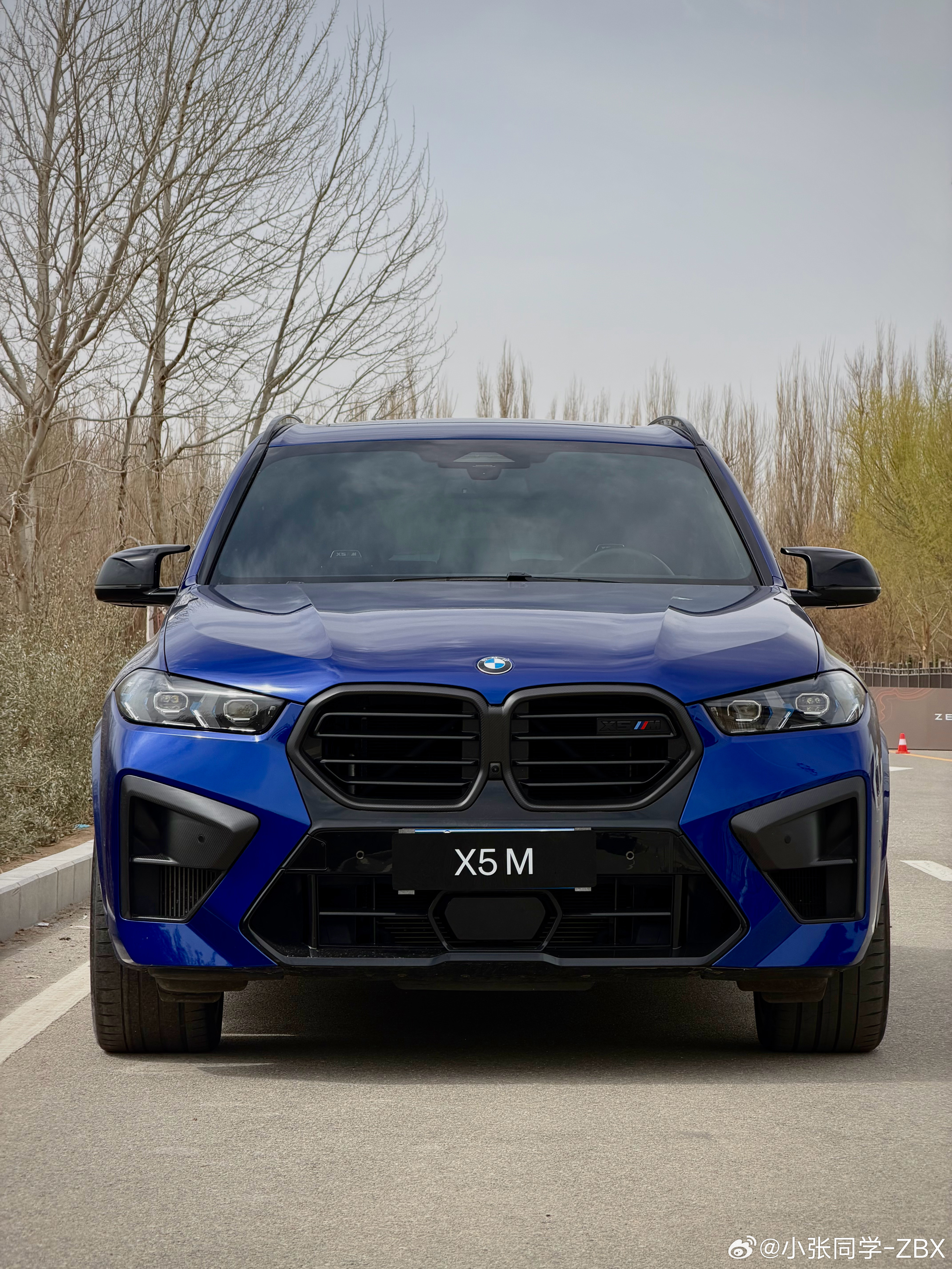 马力大就是好，轮胎宽就是快极氪8X