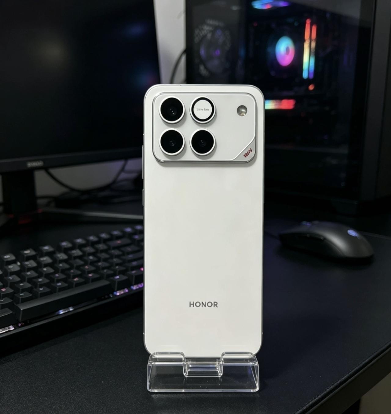 荣耀win2系估计电池容量将突破12000毫安！荣耀win2系列预估10月发