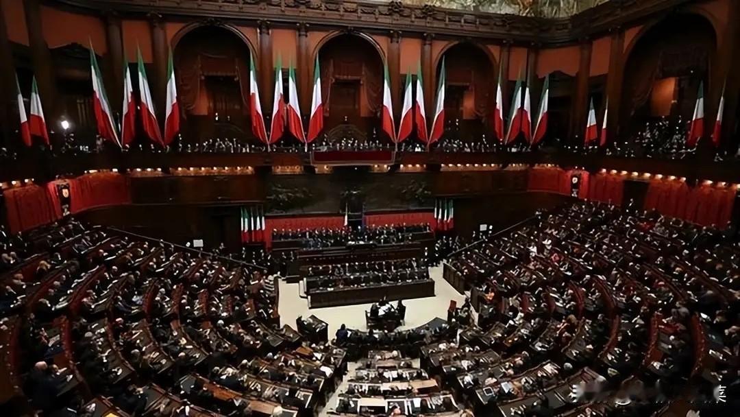 疏远中国四年后，意大利将成欧元区最大债务国2026年，希腊终于松了口气：熬了