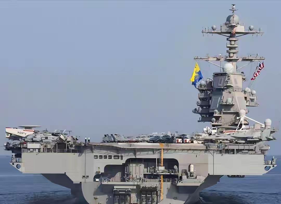 东大;听说阿美家航母最近又“火”了一把，这次是洗衣房还是厨房？懂的都懂鹰酱：