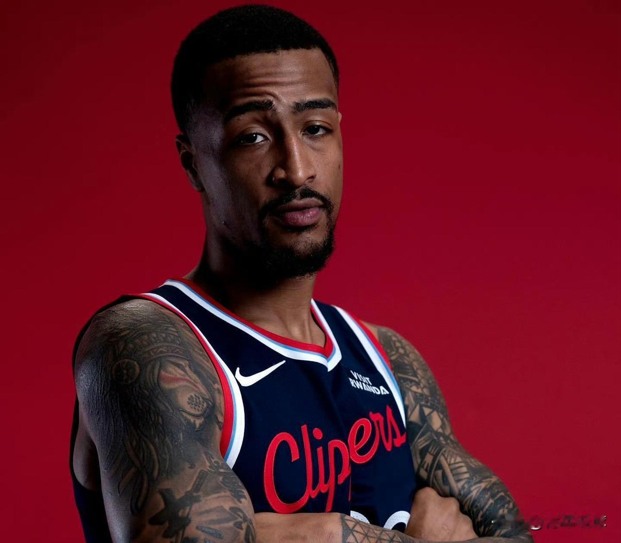 等不及了！快船队开始行动了！据跟队记者EvanSidery报道：快船队已将