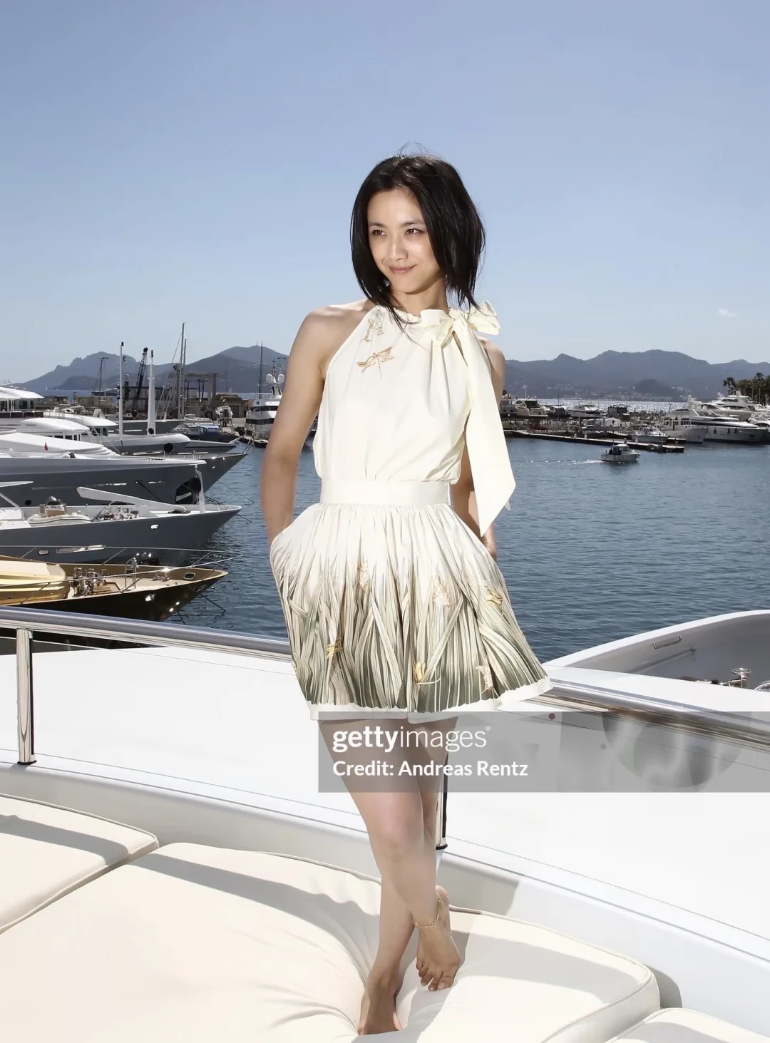👗|汤唯身上有那种很洋气的松弛感