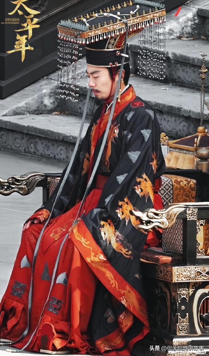 越看越觉得，赵匡胤的三段婚姻，藏着一代帝王最现实的无奈。他不像李煜那样爱美