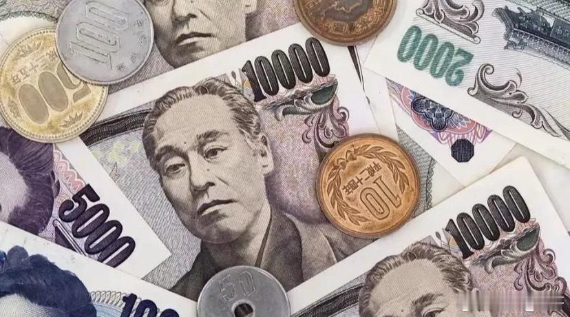 日本央行为什么要加息？其实跟日元是全球市场的输血包有关。日本在过去很多年都保持低