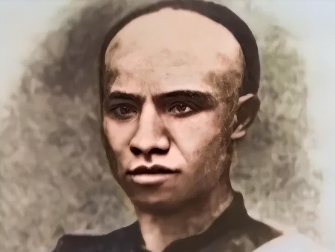 1898年，谭嗣同在刑场上被活活砍了30刀才被处死，临行刑前，他的妻子哭