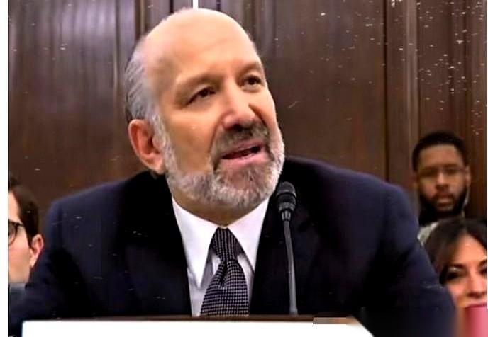 美国人刚放出狠话，要把中国无人机关在门外。清单拉了一长串，大疆、道通，一个都别