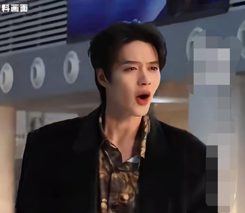 柯淳现在应该挺后悔啊！不是后悔进长剧赛道而是后悔当初还不如一心一意的当短剧