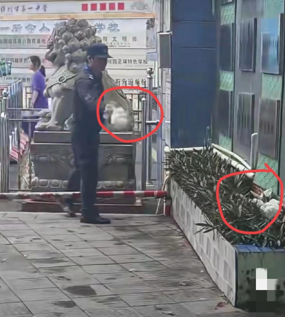 海南儋州，网友发视频称：儋州第一中学保安将学生外卖扔进荣誉墙的花坛里，还撕掉外卖