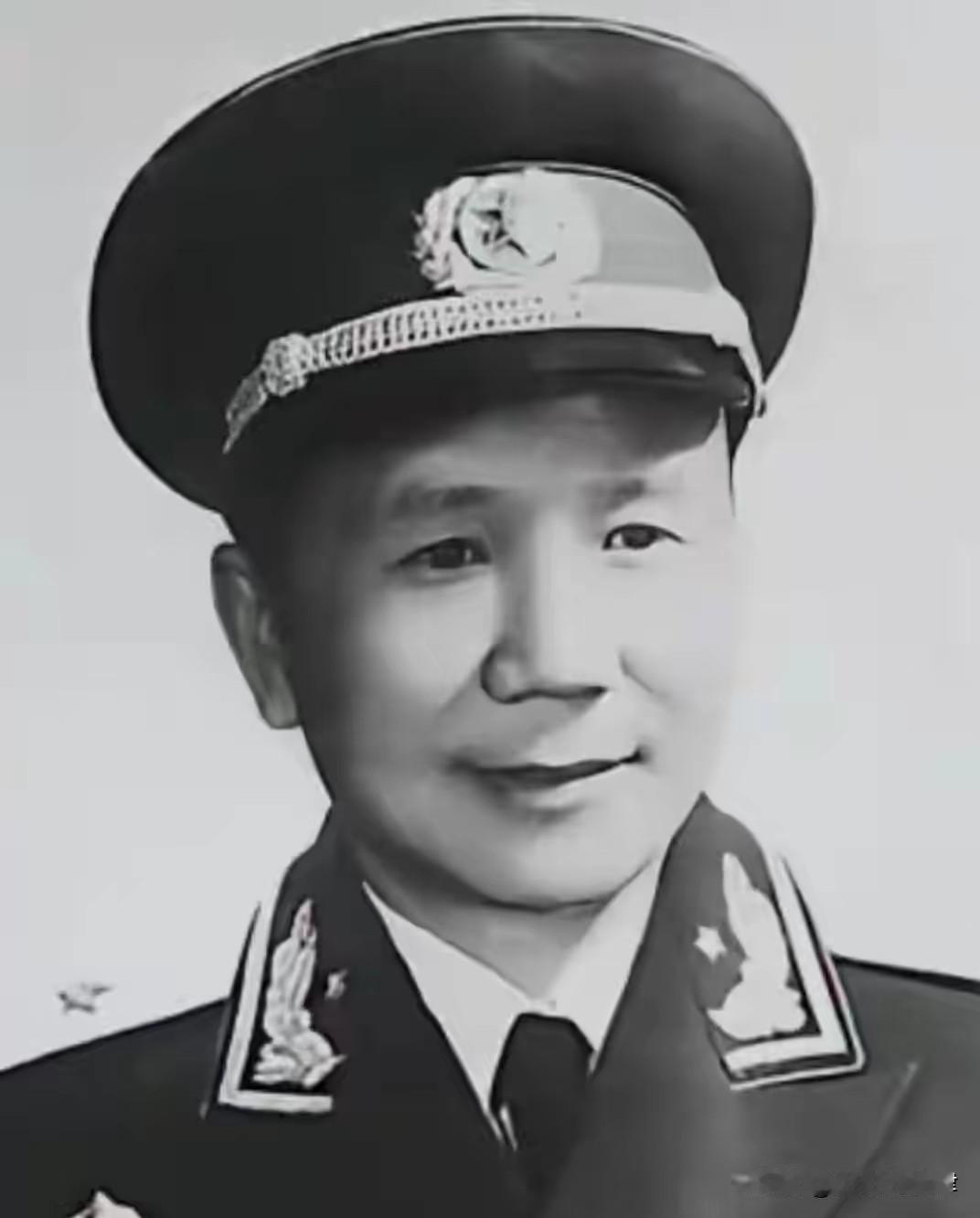 1936年国军营长率部起义，自认授衔顶天大校，1955年名单公布当场愣住1