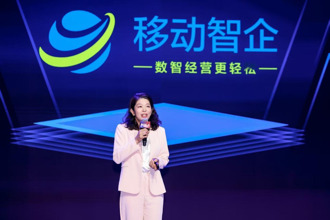 2025年中国3大运营商上半年利润排行榜：第1名：中国移动，营业收入5438亿