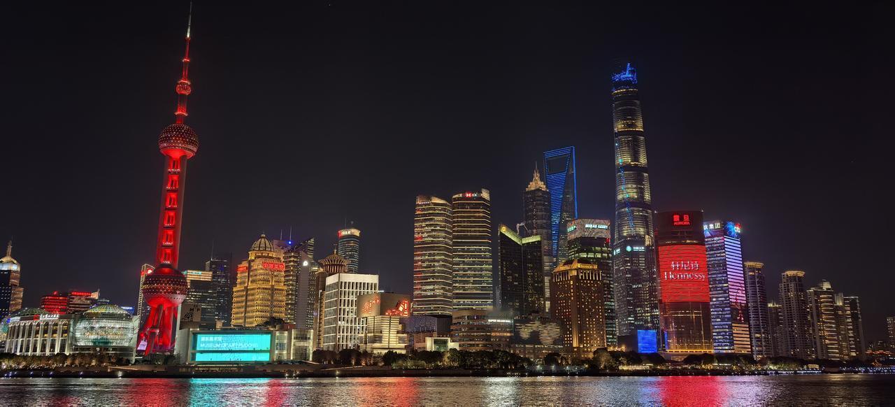 啊！上海，从十里洋场到新天地，多少钱与欲，多少爱与恨，多少情与殇，多少希望与绝望