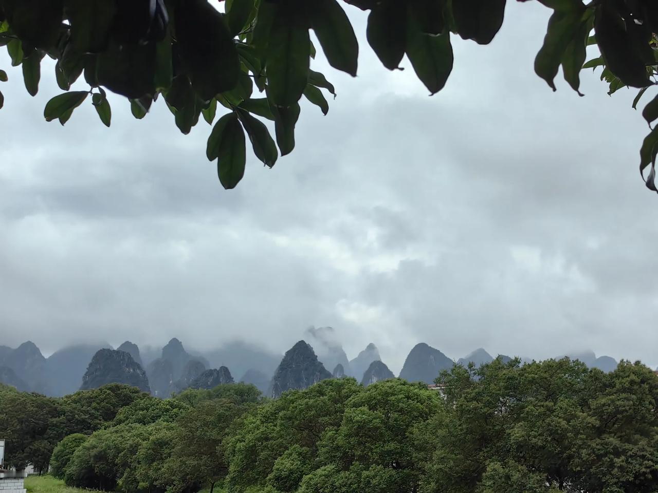 桂林从来不相信天气预报！！！桂林是一个不用天气预报的地方，不是说没有天气预报，