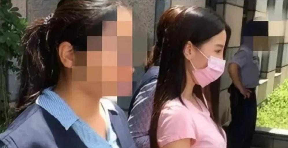 吉林15岁女孩趁父母不在家，邀请男同学来家里玩。不料，半夜父亲突然回家，担心被责