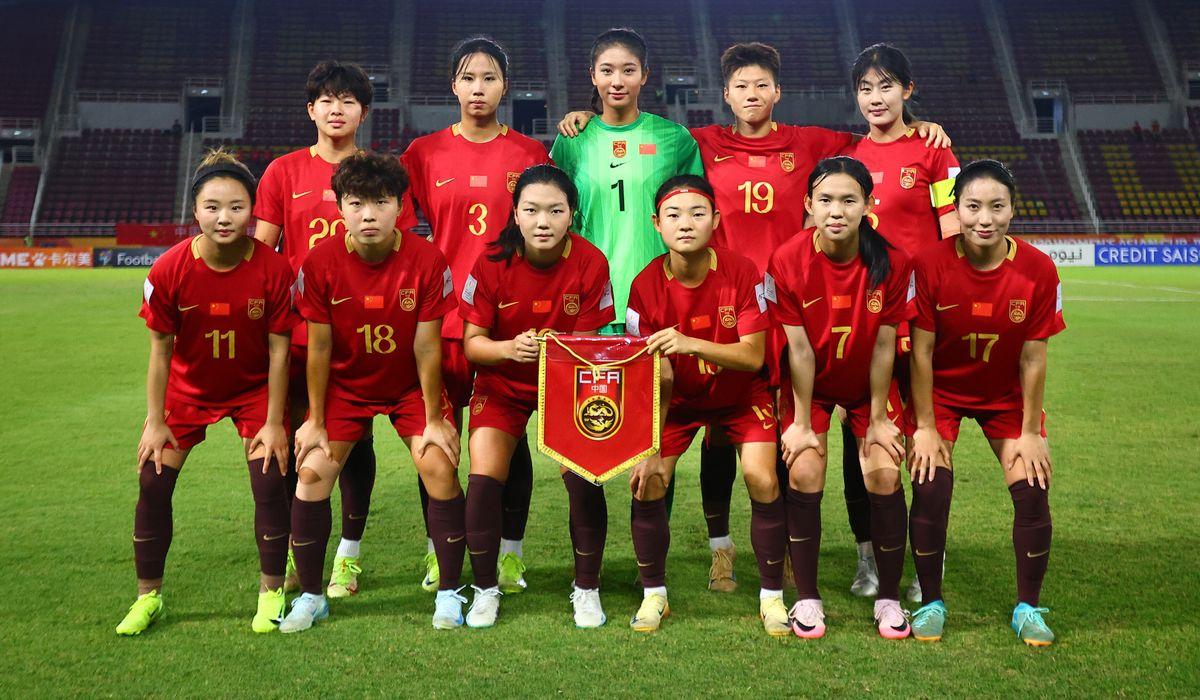 U20女足亚洲杯一夜四强决出两席！中国女足2-1险胜，半决赛将战日本女足！