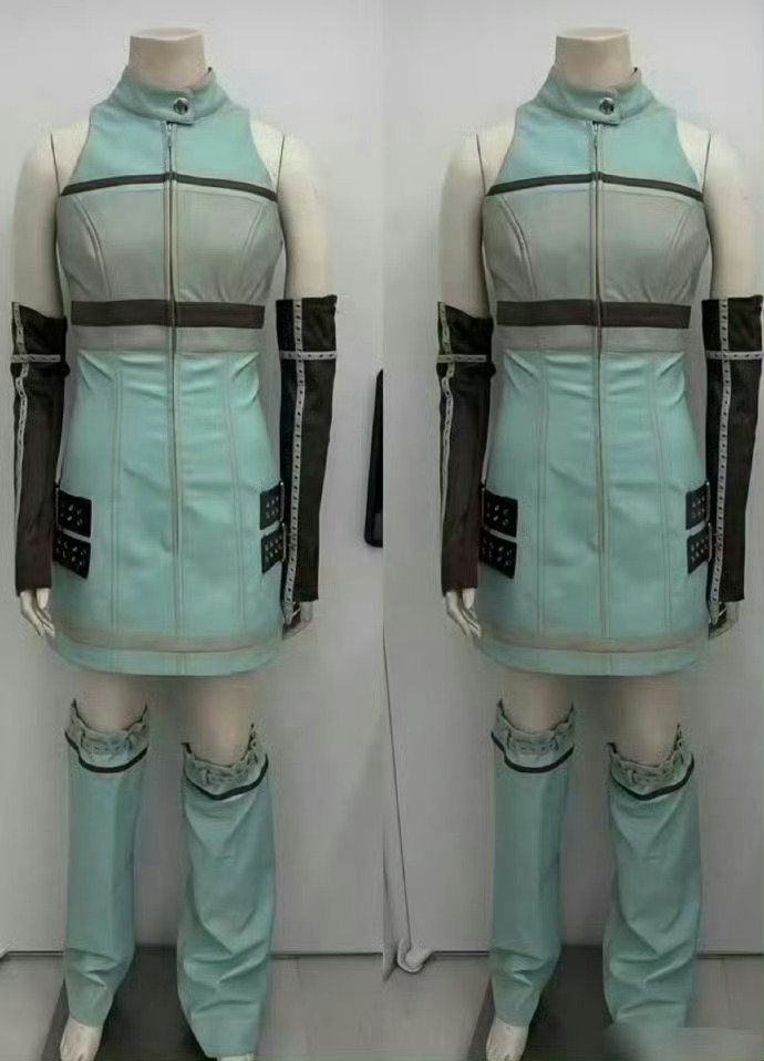 “凭什么张元英衣服最好看”然后一看模特图又不说话了[笑着哭]​