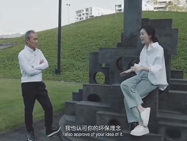 三十年河东三十年河西。放在王石与田朴珺的关系里，再合适不过。那个以王石为中心的时