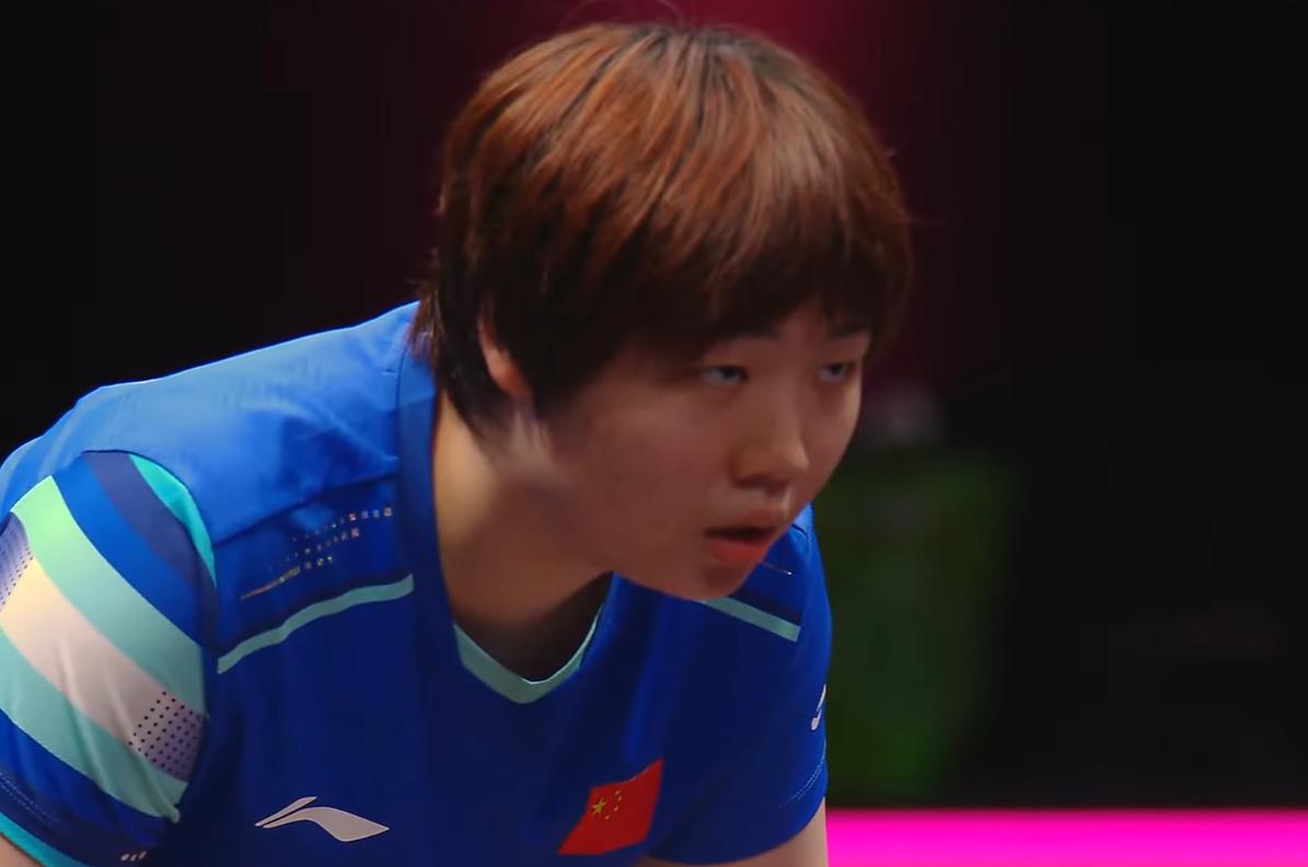 终于知道蒯曼为啥不适合打混双了？接发球的时候，蒯曼经常回高球。长崎美柚