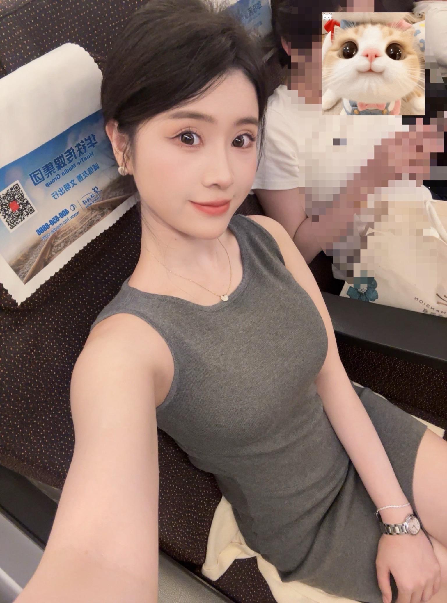 女人把主线放在事业，管理身材上而不是放在琐碎小事上