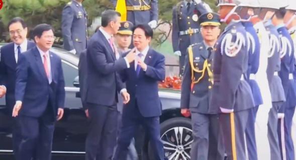 巴拉圭这次真急了！赖清德接待现场洋相百出，"友邦"总统当场黑脸，所谓的"邦交"怕