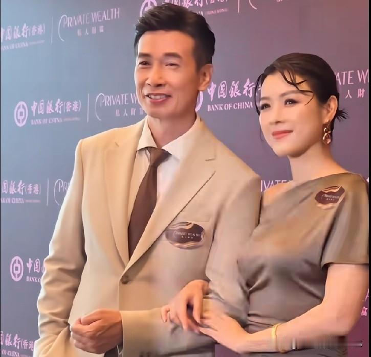 陈豪这男人真是反转型帅，年轻时没get到，现在越看越有味道。人品演技都在线，看着