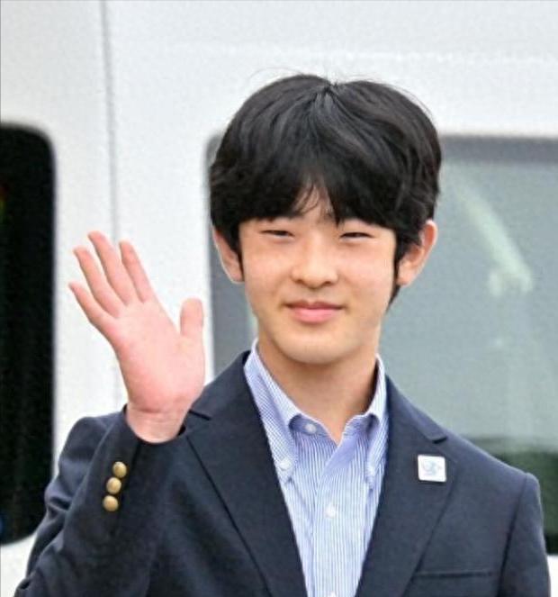 日本18岁的皇子要选妃，结果成了全日本少女的噩梦？日本皇室有个大新闻，18岁的