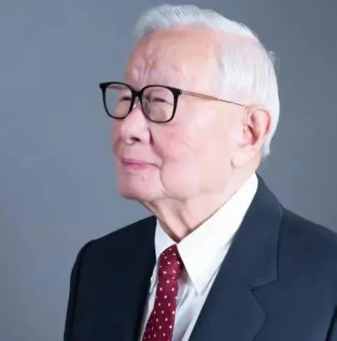 张忠谋在纽约接受采访时嘴硬得很，说美、日、荷、韩还有中国台湾，把半导体的关键节点