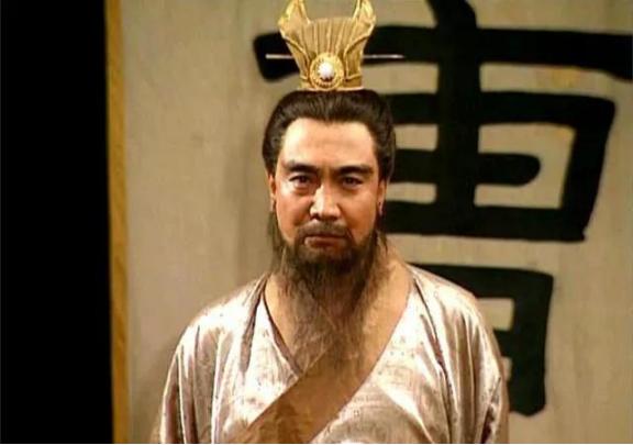 公元228年，诸葛亮率领8万将士第一次北伐，出征之前，诸葛亮粗略算了一下，每个士